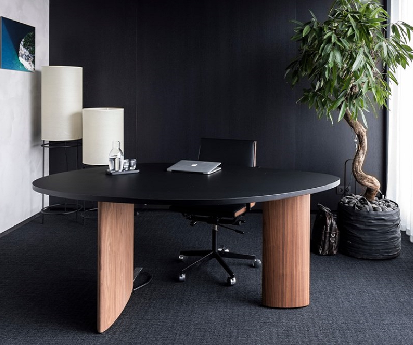 北欧创意异形做旧餐桌实木复古椭圆形办公桌极简设计师艺术咖啡