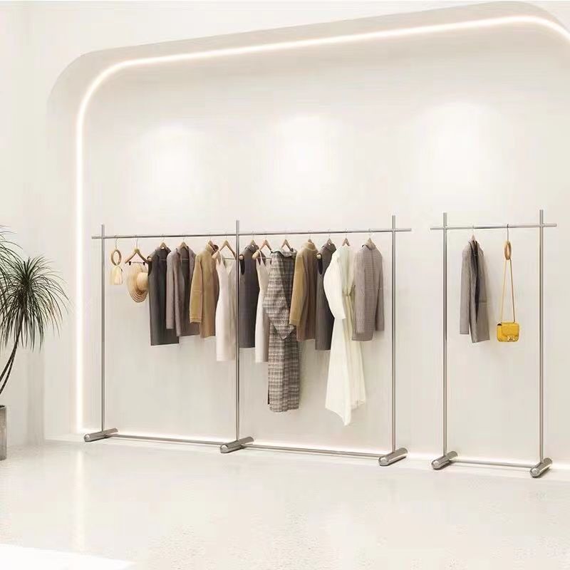 新钢丝加衣架服陈列货女