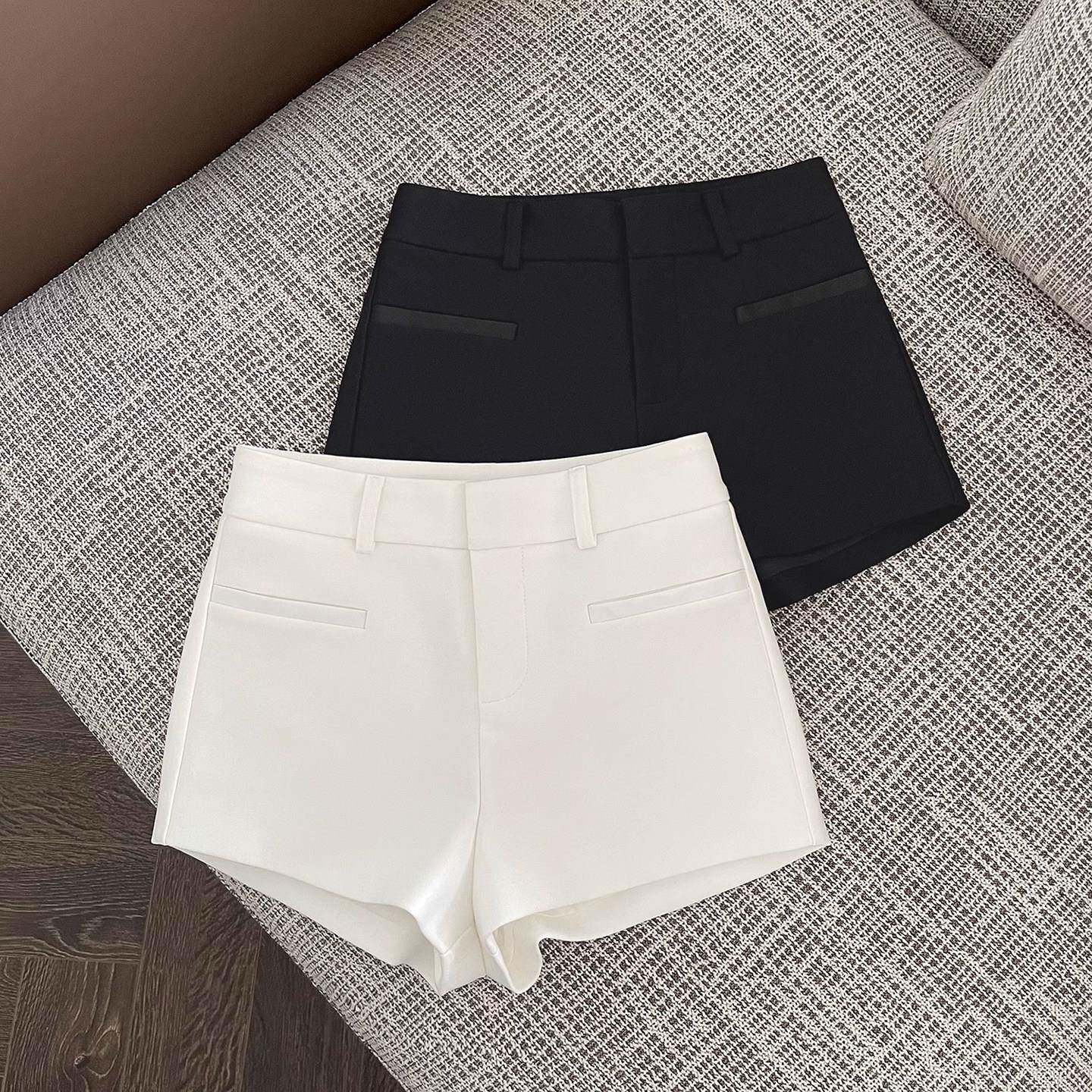 2025夏季新款白色西装短裤女小个子辣妹紧身收腰显瘦爆款a字热裤