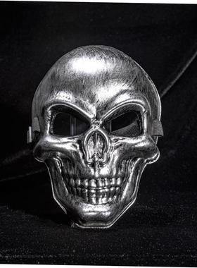 White ghost head skull mask Halloween scary cold lighOIEt ma