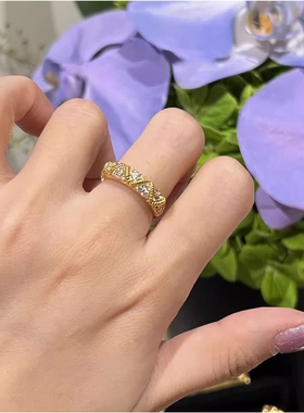 中古风拉丝镶嵌雕花镶钻开口戒指