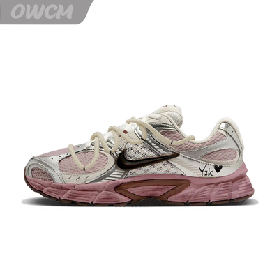 Nike V5 RNR 千禧爱心Y2K潮流时尚增高百搭休闲跑步鞋女子定制鞋