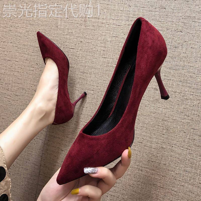 网红酒红色高跟鞋女细跟2025新款真皮百搭尖头职业不累脚绒面单鞋