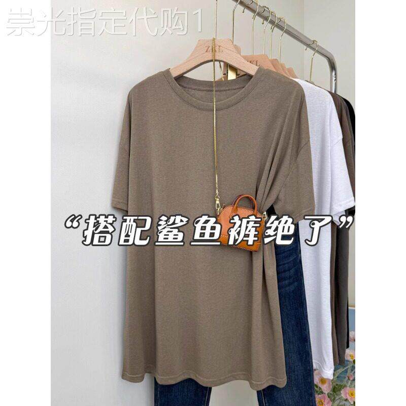 美拉德正肩短袖T恤女2025夏季穿搭中长版遮屁股搭配鲨鱼裤的上衣