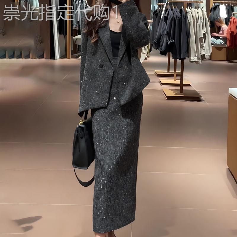 时尚气质设计感灰色套装女2025秋季新款小香风西装外套修身半身裙