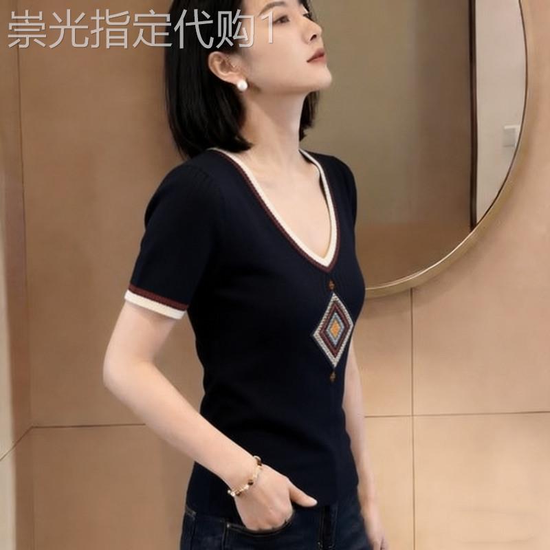 复古洋气撞色v领短袖针织T恤女2026夏季新款胖MM修身显瘦刺绣上衣