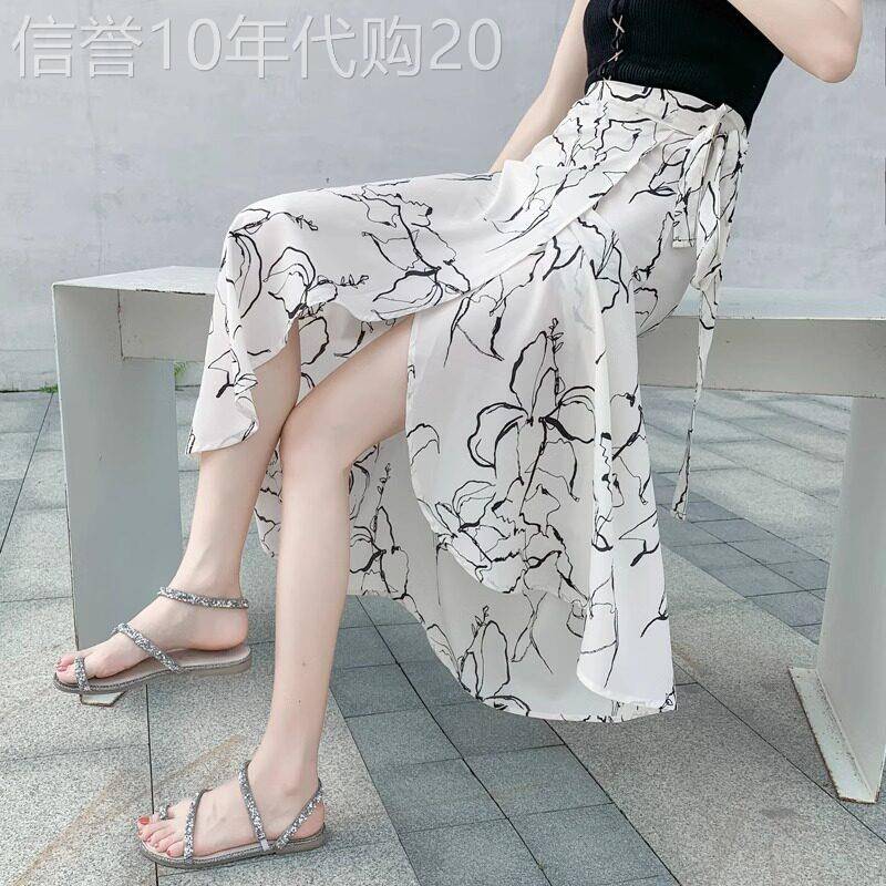 潮牌一片式半身裙女2026夏季新款高腰显瘦系带雪纺碎花中长沙滩裙