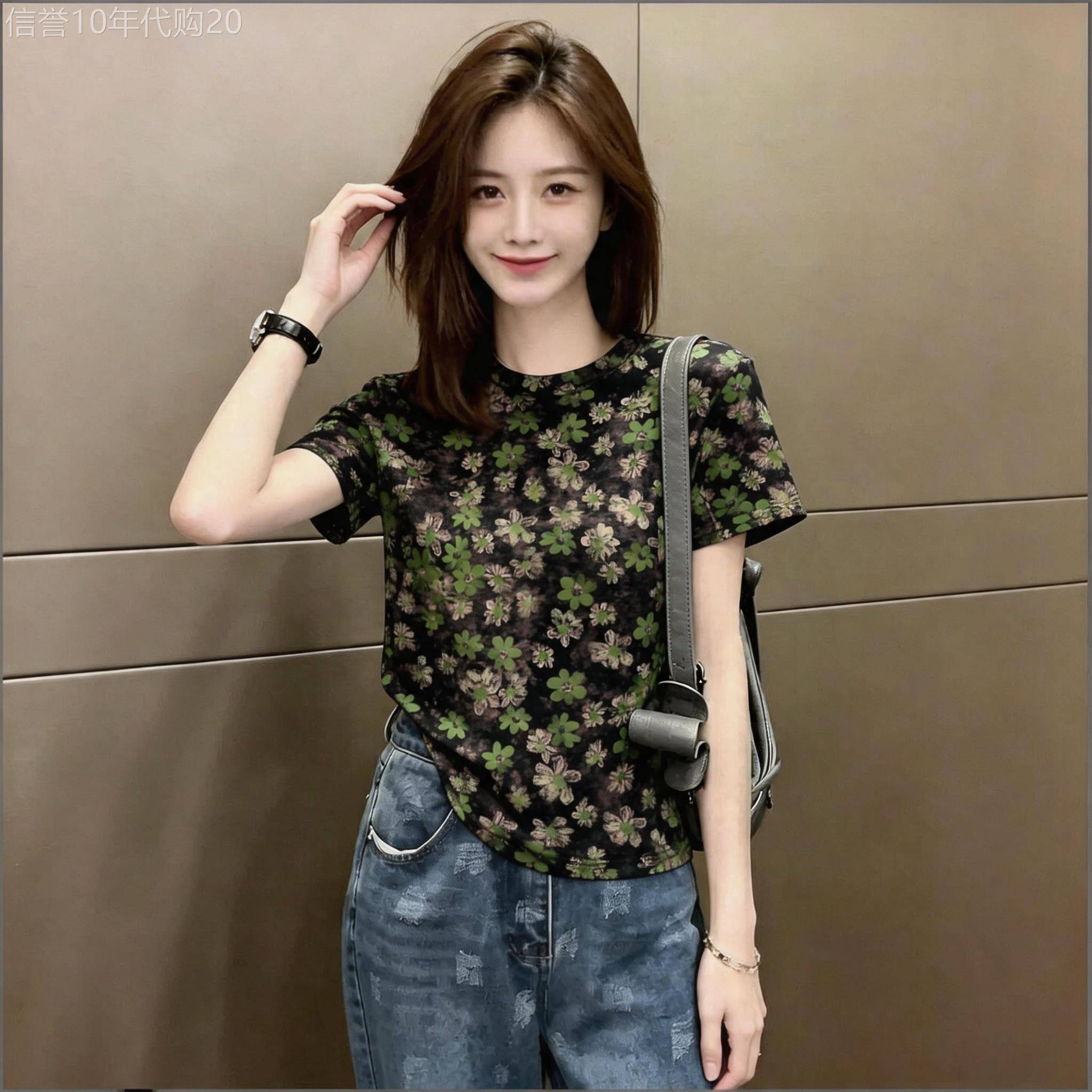 碎花正肩短袖T恤女夏季薄款2026新款复古显瘦小众设计感纯棉上衣