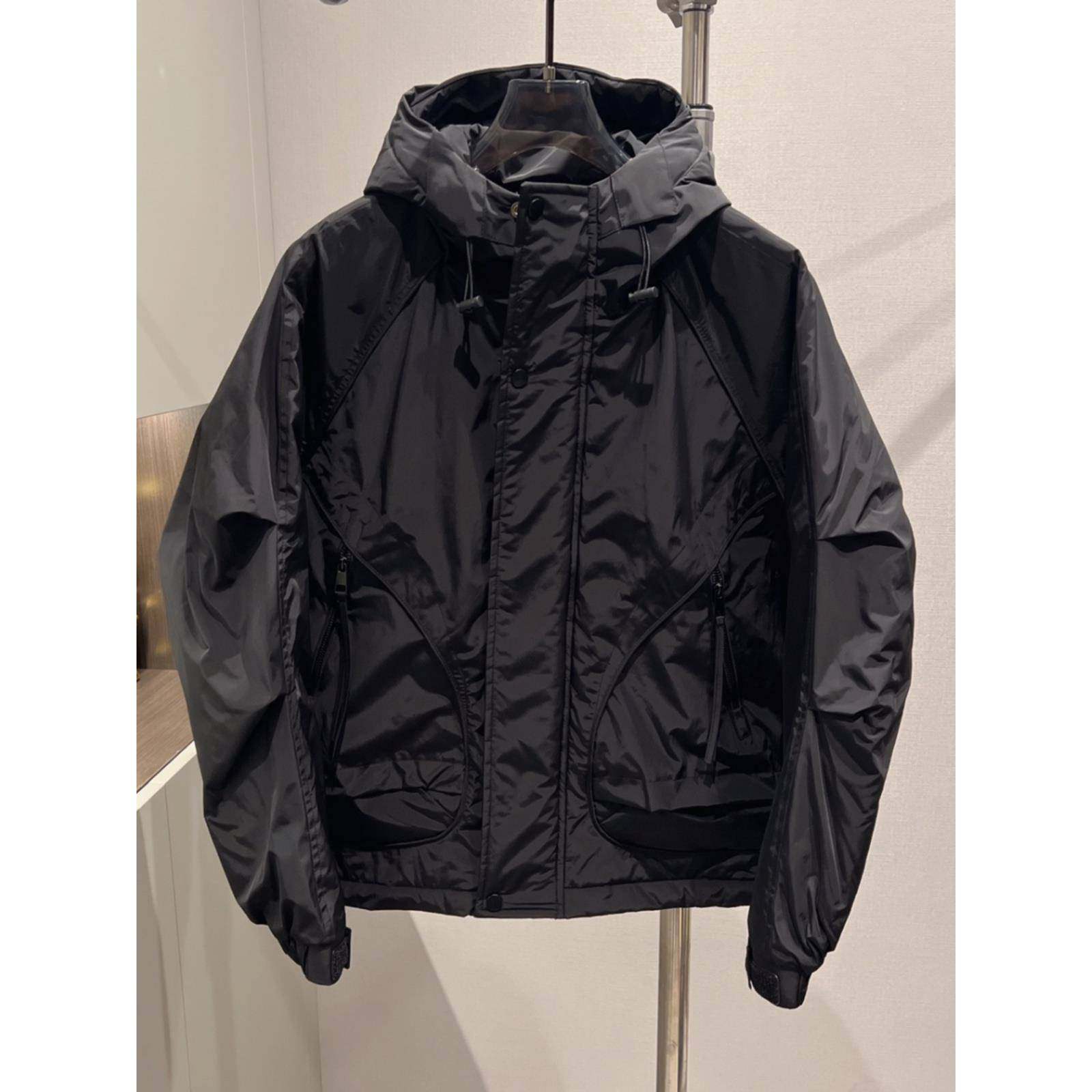 代购秋冬新款外套男潮牌薄棉服休闲连帽工装夹克外套高级感冲锋衣