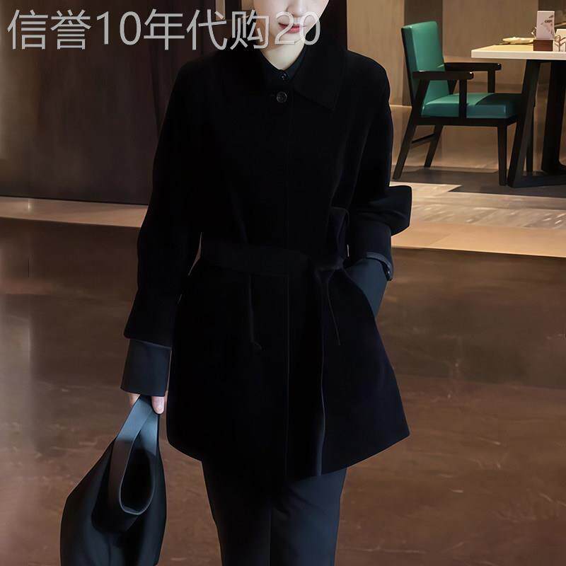 黑色收腰丝绒长袖外套女2026秋季穿搭新款显瘦百搭高级感气质上衣