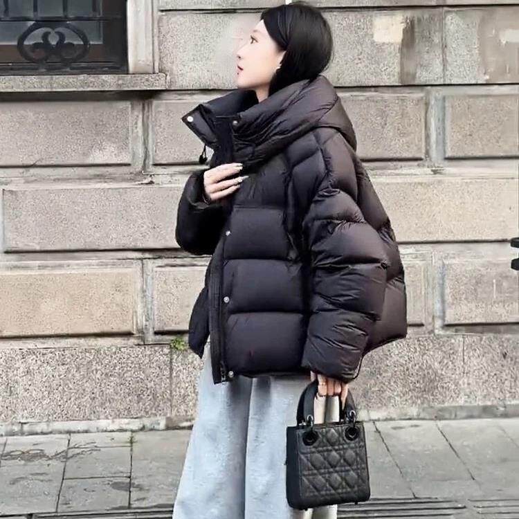 黑色泡芙短款羽绒服女2025冬季新款高级感加厚面包服保暖连帽外套