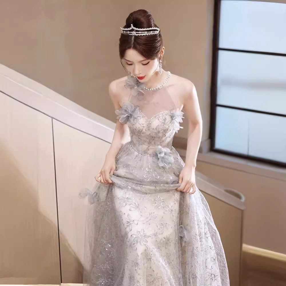 挂脖晚礼服裙轻奢小众2025新款声乐艺考主持人成人礼舞会晚礼服图片