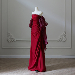敬酒服女新娘高级感一字肩结婚气质回门服红色订婚抹胸晚礼服晨袍