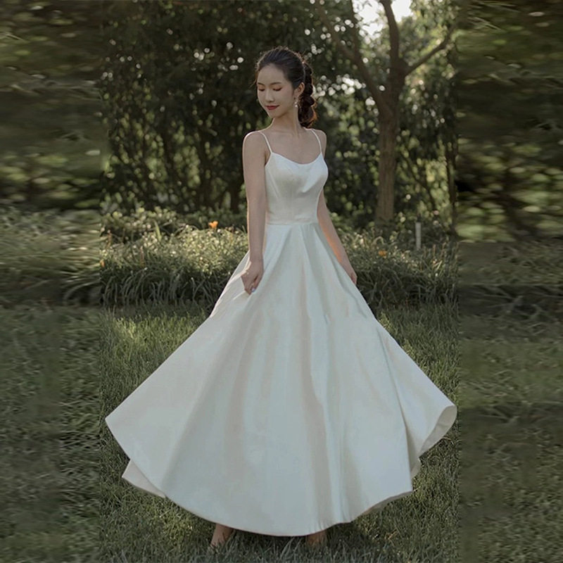 白色吊带小晚礼服女宴会生日新娘结婚旅拍时尚显瘦连衣裙平时可穿,女装/女士精品,婚纱,淘宝优惠券,粉丝福利购,淘宝优惠卷