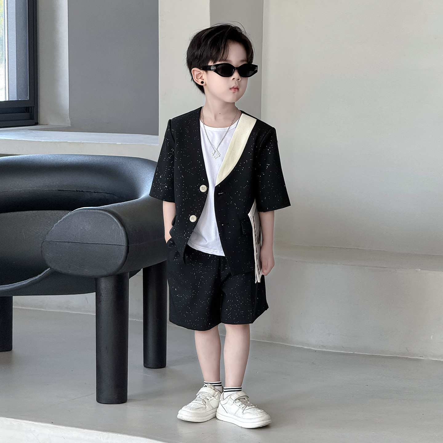 儿童小西装套装夏季高级感男童生日花童礼服男孩英伦风主持人演出