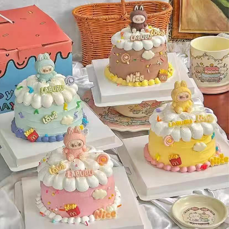 儿童拉布布labubu生日蛋糕装饰摆件卡通emoji小表情夹心饼干装扮