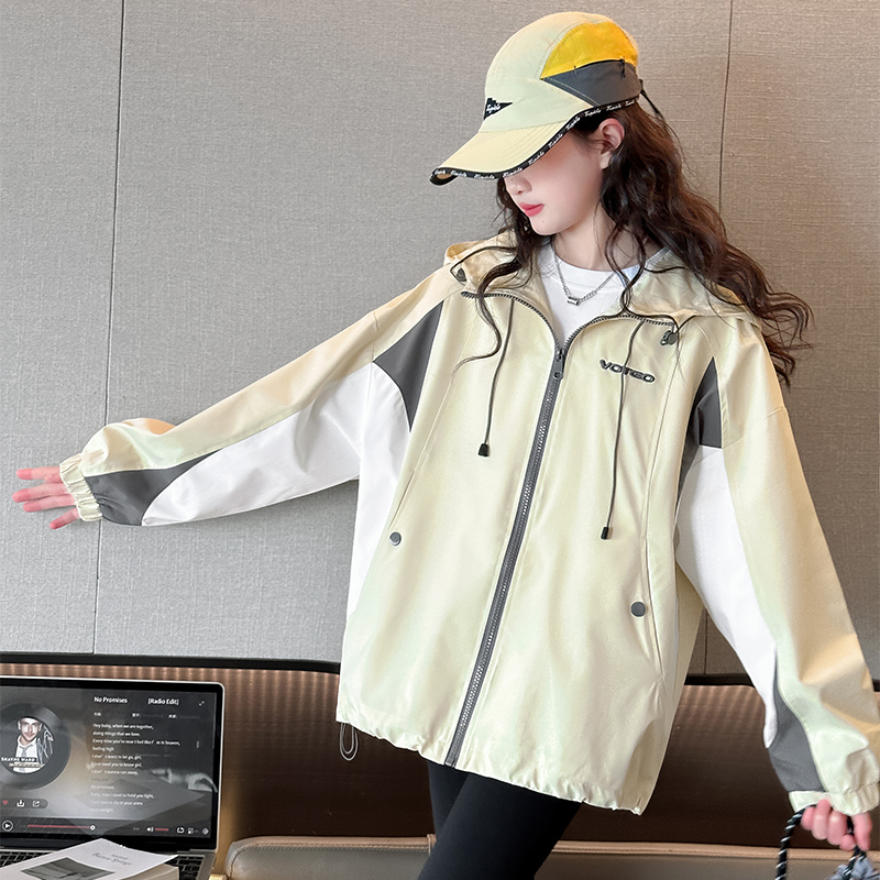 女大童春装百搭时髦冲锋衣外套
