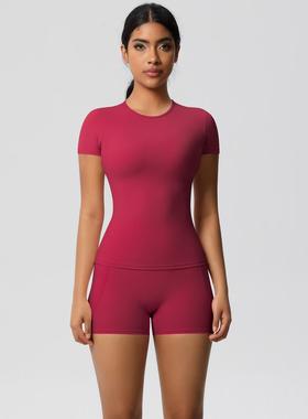 Shaved tight fitting breathable training pocket shorts,