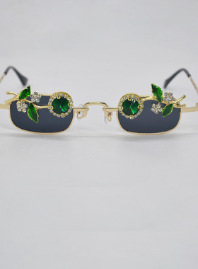 欧美个性镶钻绿宝石树枝墨镜潮小众设计感街拍太阳镜简约复古眼镜