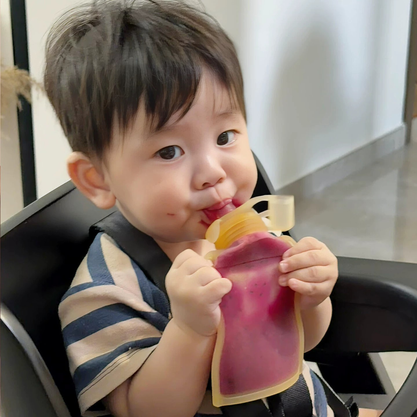 婴儿辅食袋食品级可复用硅胶辅食工具宝宝外出储食袋便携易清洗