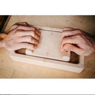 亚马逊新款Finger wrist trainer 创意木质指腕训练器掰手腕玩具