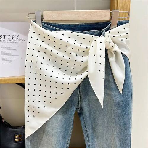 Fashion Polka Dot Printed Triangular Scarf Fart Curtain Wome