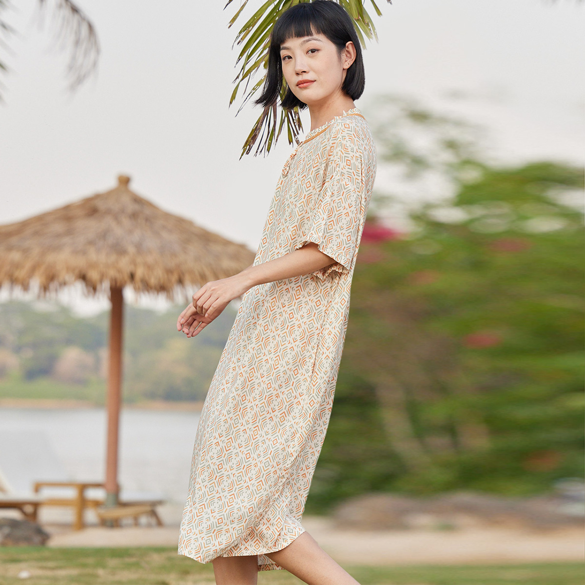 梭织人棉印花吊带短裤女套