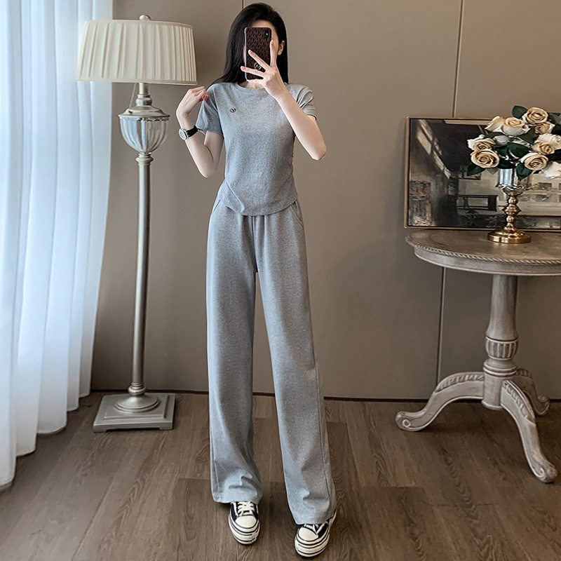 新品高端休闲运动套装女夏2025新款简约时尚洋气时髦显瘦阔腿裤两