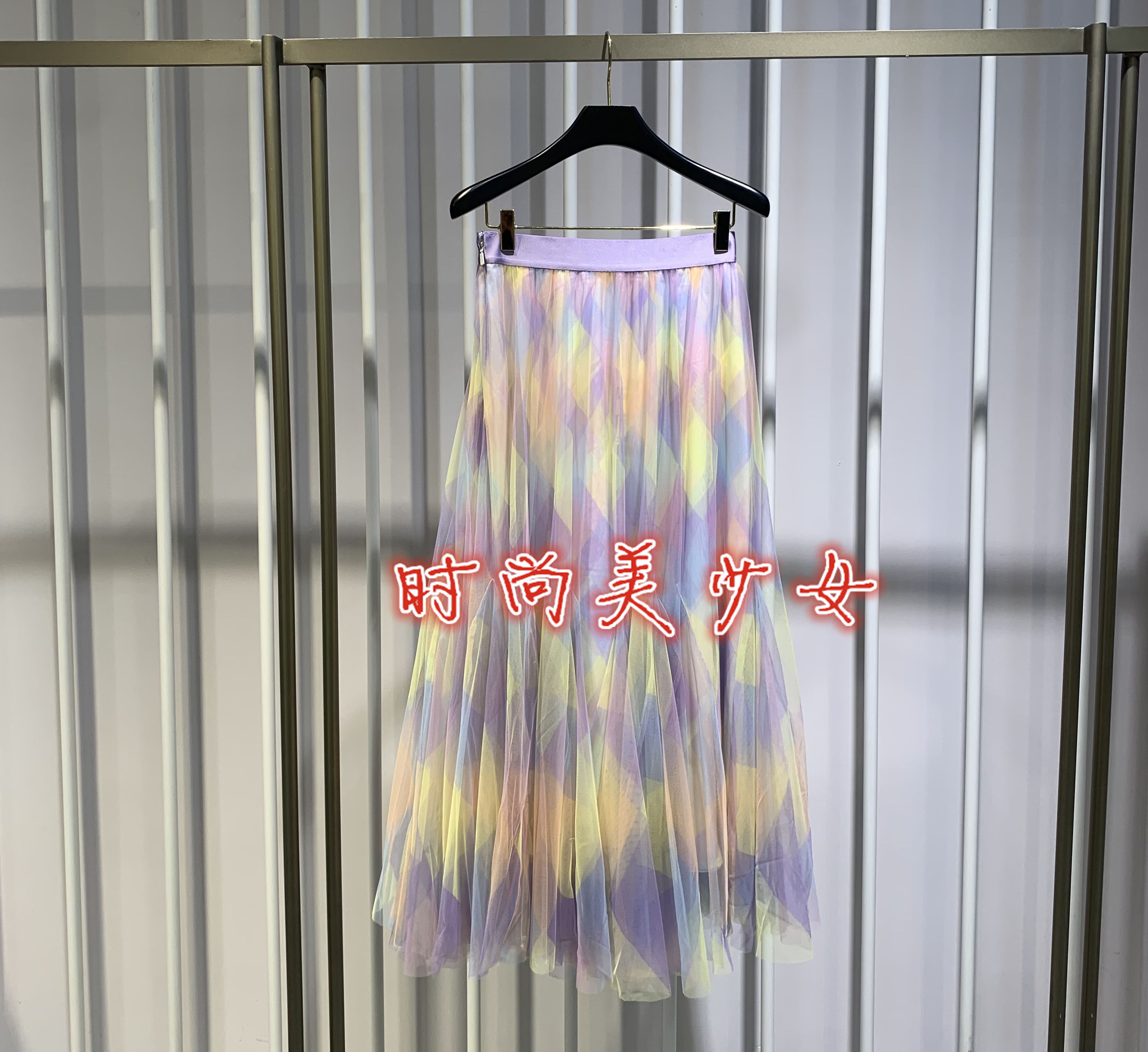 现货速发2022夏新款高腰a型印花网纱仙女半身长裙CWA2071010