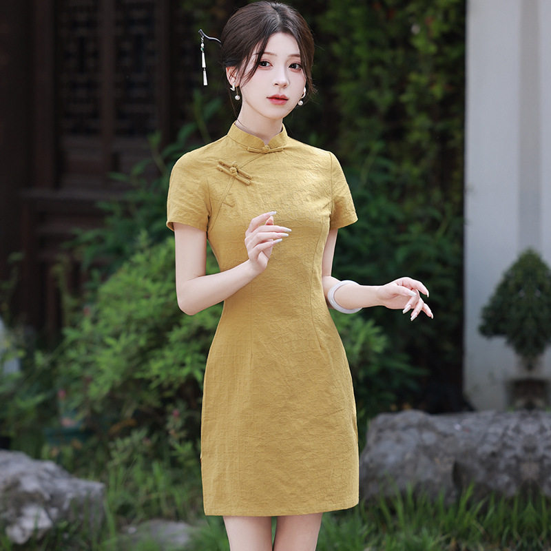 新款夏季2026年日常款改良时尚年轻提花棉少女短款旗袍黄色连衣裙