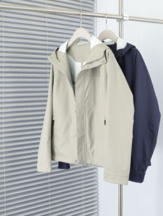 other/其他冲锋衣外套防风防水连帽登山服多口袋潮流工装夹克男