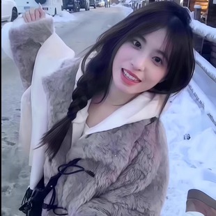 复古羊羔毛毛外套女款冬季牛角扣皮毛一体高级感时尚保暖皮草上衣