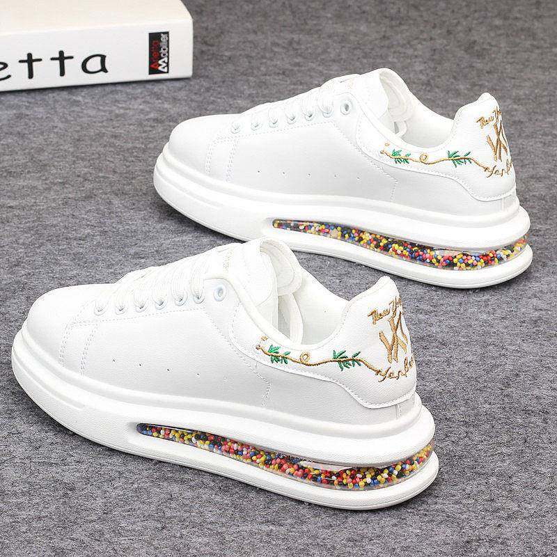 香港潮鞋刺绣气垫鞋韩版百搭情侣小白鞋男女休闲增高厚底运动板鞋