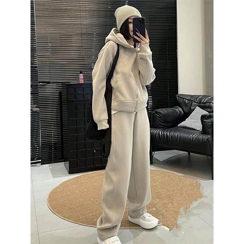 香港欧洲女式秋冬银狐丝绒加厚保暖运动服装两件套