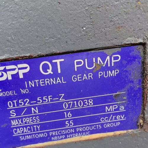 SUMITOMO  QT5w2-55F-Z 液压齿轮油泵全新发货