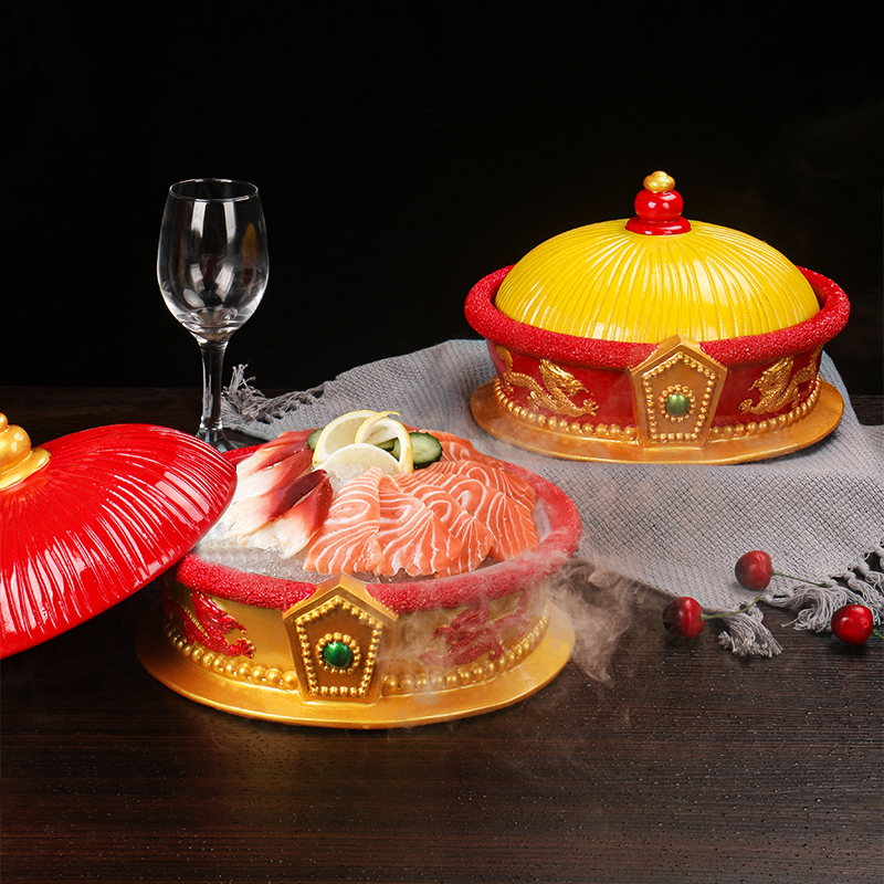 冷菜酒店干冰冒烟特色盘宫廷风