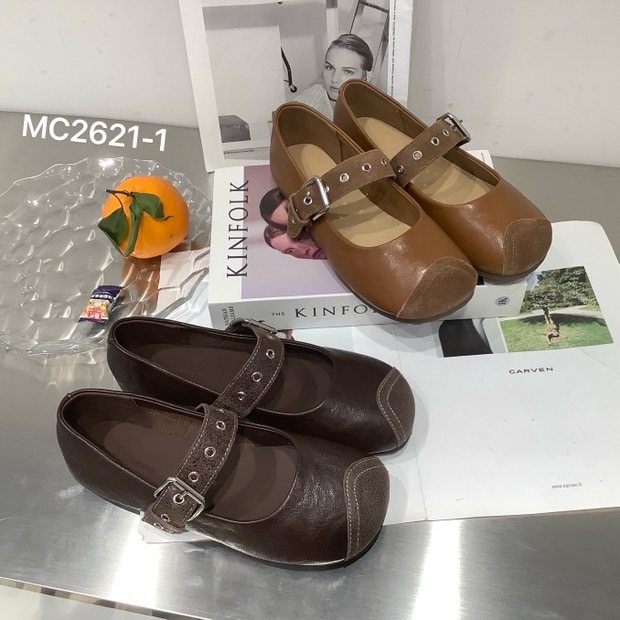 法式2026春秋新款复古圆头平底真皮铆钉皮带扣玛丽珍鞋软底单鞋女,女鞋,玛丽珍鞋,淘宝优惠券,粉丝福利购,淘宝优惠卷