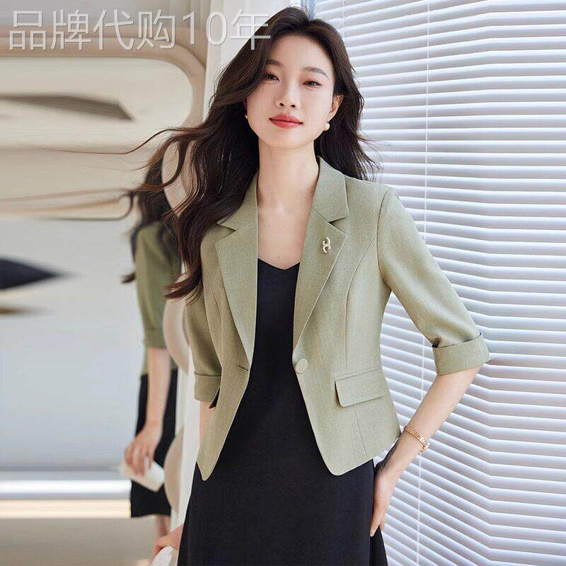 浅绿色西装外套女春夏季薄款新款韩版小个子修身中袖短款西服上衣