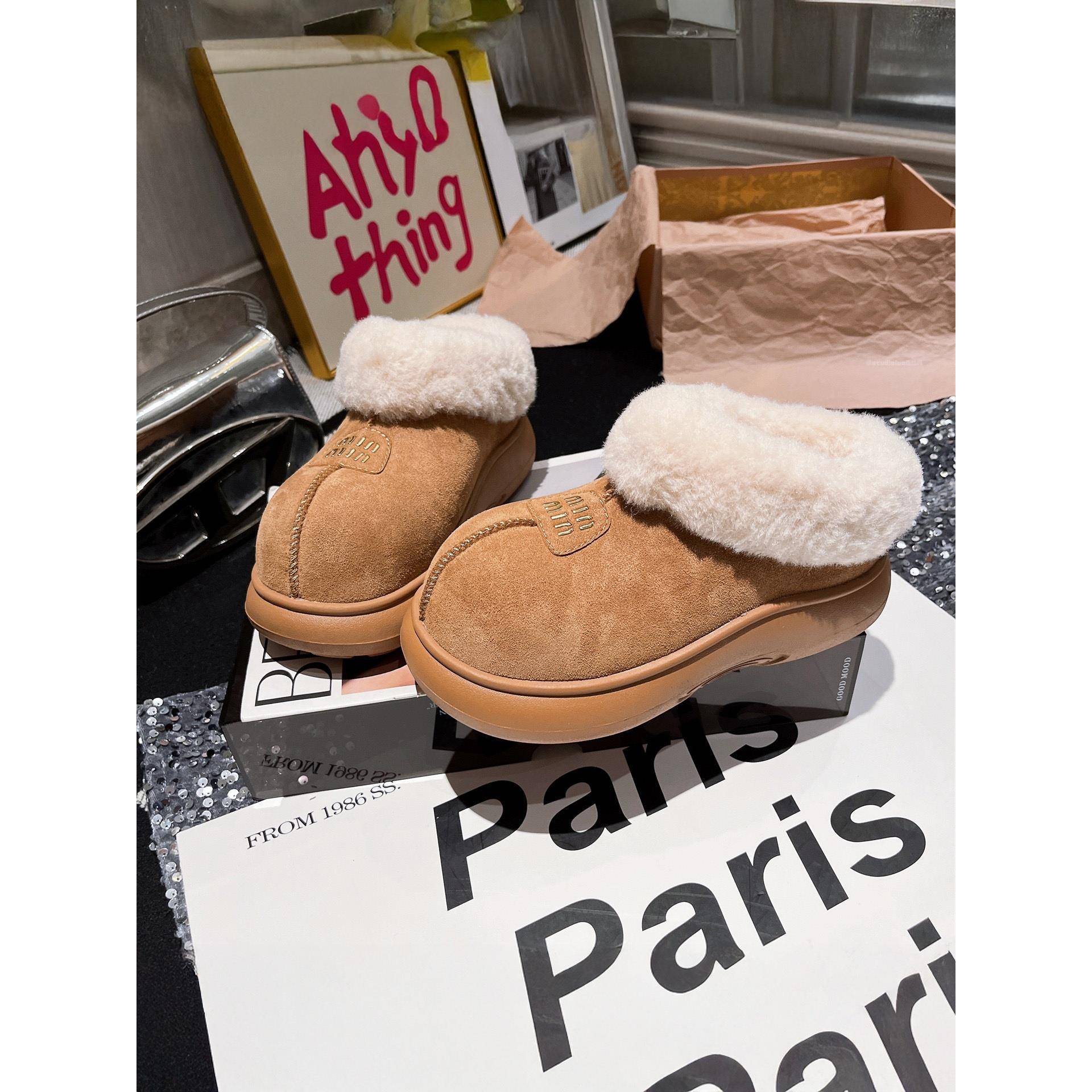 香港真皮大头毛毛鞋女2025秋冬新款休闲包头半拖厚底松糕雪地棉鞋