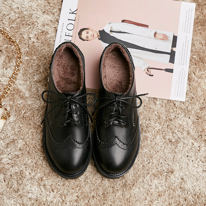 英伦风真皮小皮鞋女2025年秋冬季加绒厚底布洛克系带百搭黑色单鞋