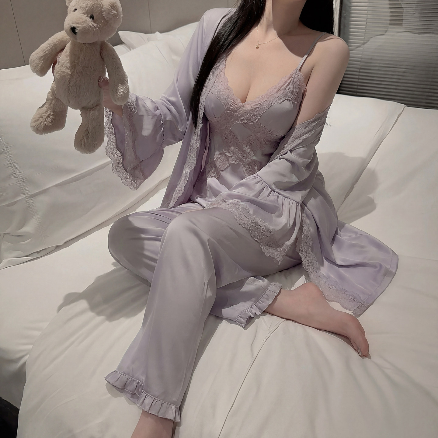 冰丝睡衣女蕾丝性感吊带三件套