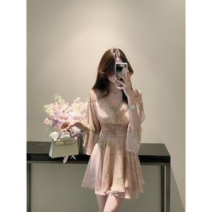 JustQin【碎花特调】2025新款夏装V领收腰短裙气质雪纺连衣裙女