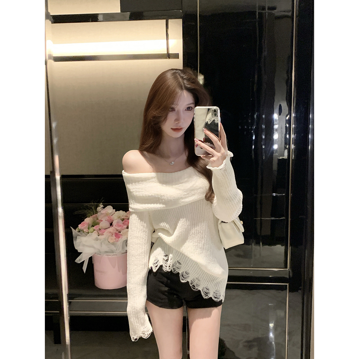 JustQin【奶霜陷阱】2025新款秋装一字肩毛衣不规则针织衫女上衣