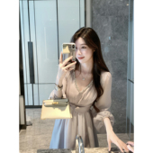 JustQin 连衣裙女 V领雪纺短裙女镶钻收腰长袖 温柔秘语 2025夏装