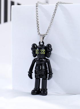 嘻哈街头个性kaws吊坠黑色钛钢项链男士卫衣长款毛衣链情侣配饰潮