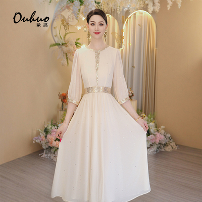 夏季连衣裙简单大方的连衣裙