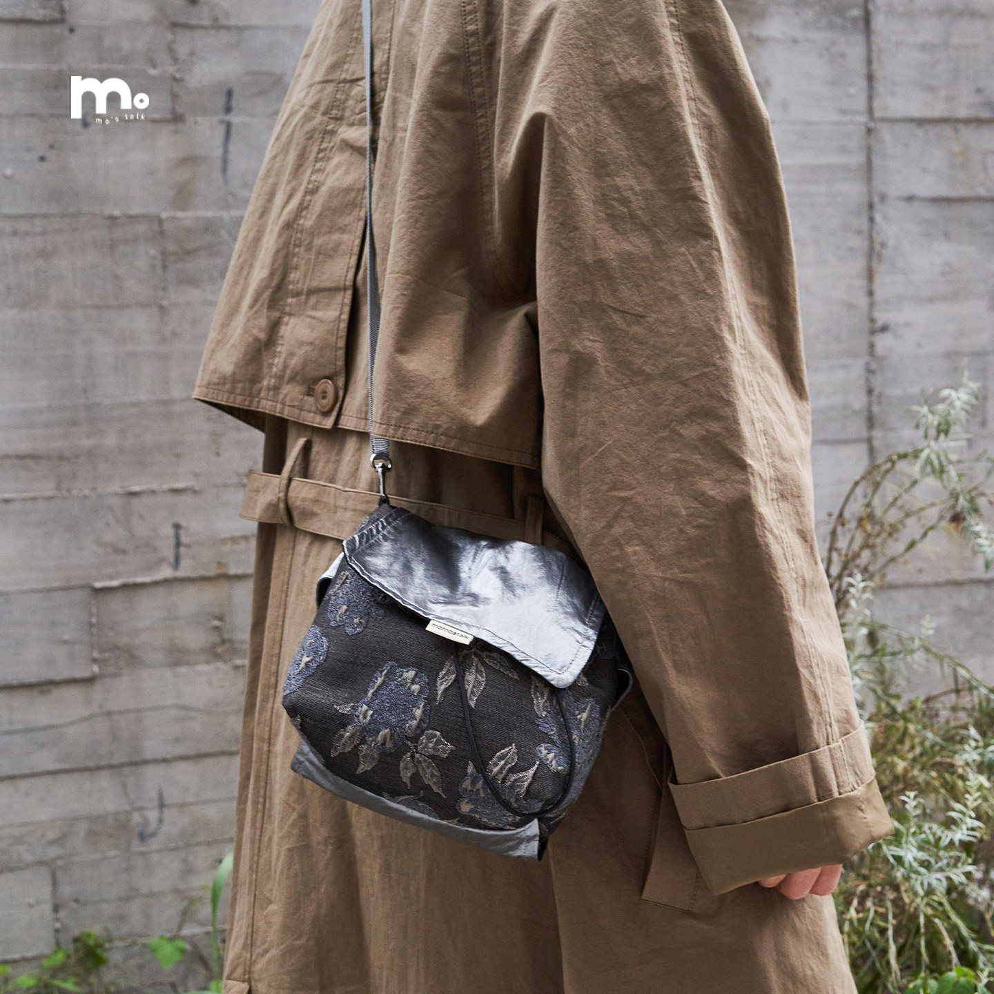 提花女士单肩包夹棉防撞相机包