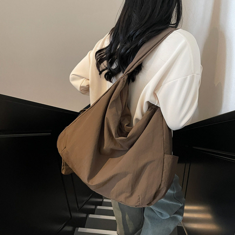 日本纯色慵懒风托特包女新款日