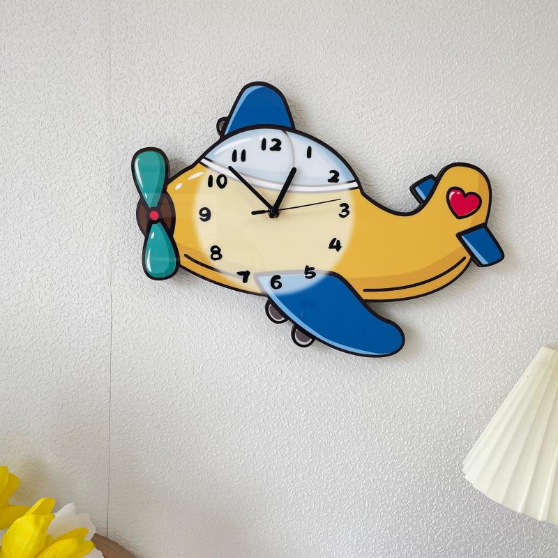 飞机卡通创意儿童房静音挂墙钟表客厅幼儿园可爱装饰挂钟个性时钟