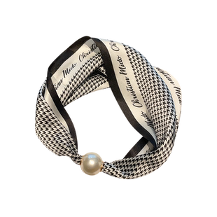 大珍珠磁吸扣锁骨项链真丝丝巾女春夏百搭薄款100%桑蚕丝装饰领巾